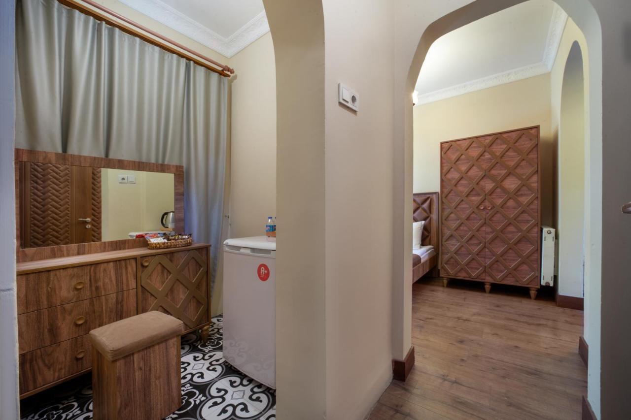 Taxim Cool Hotell Istanbul Exteriör bild